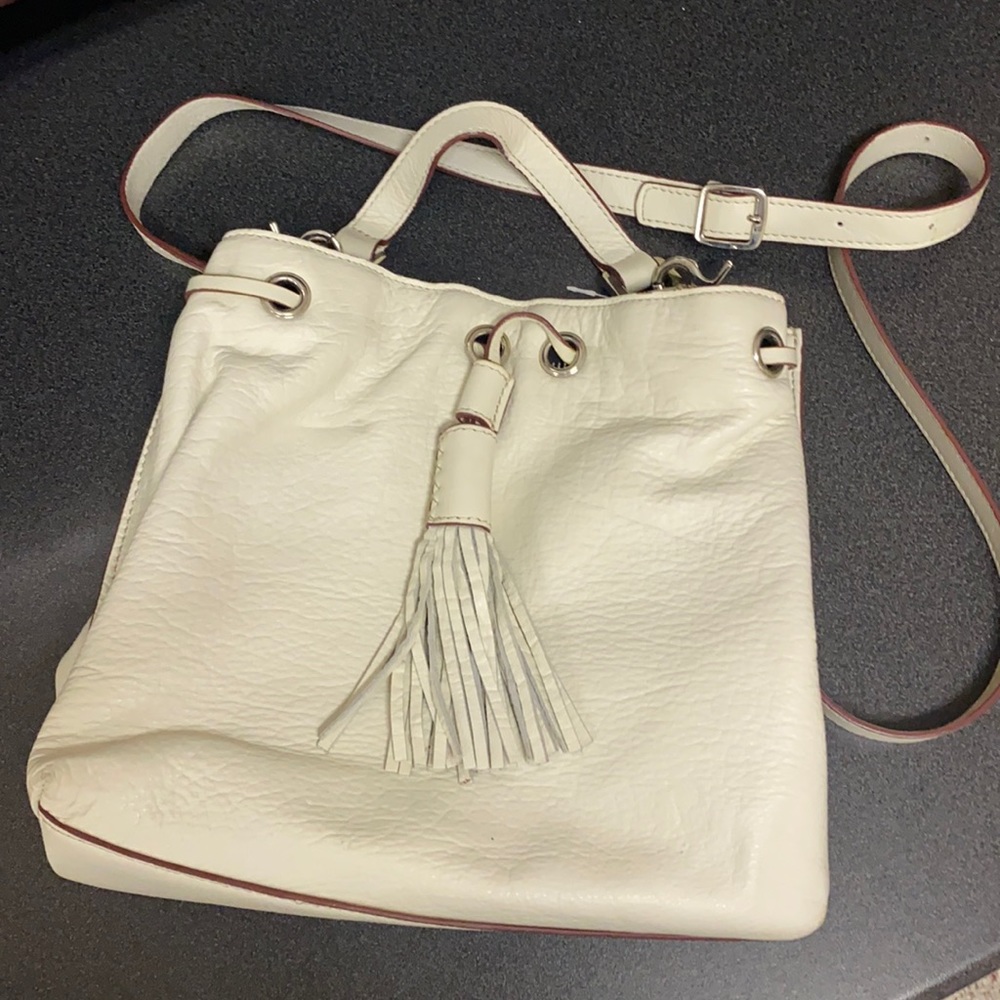 Zara woman 100% cow leather white crossbody bag